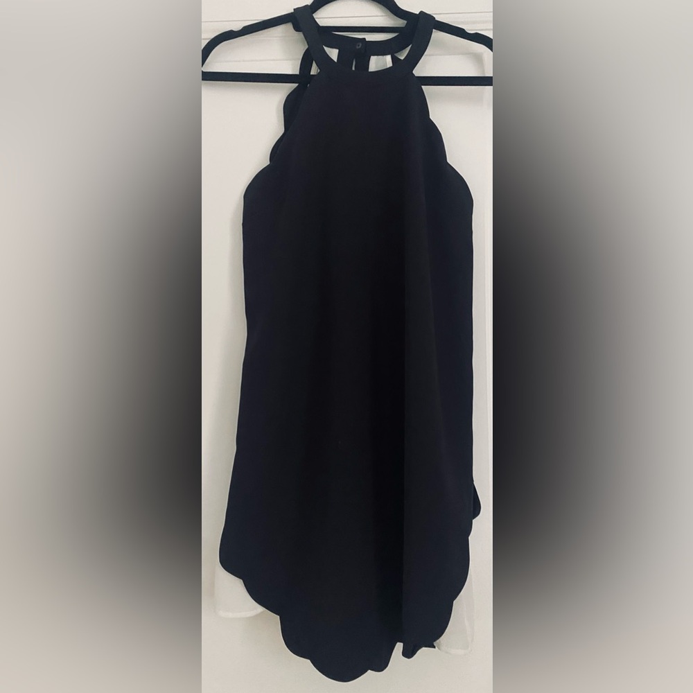 SCALLOPED EDGE BLACK AND WHITE MINI DRESS
